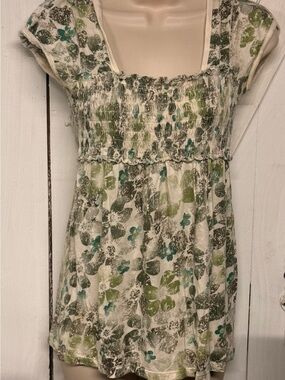 FANG Green and cream print Top.